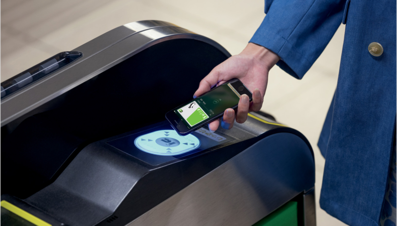 LA Metro Transit Riders Will Soon be Able to Pay for Fares Using Apple Pay