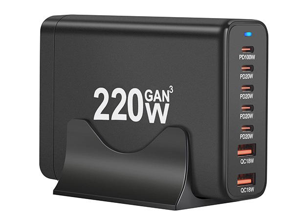 Mactrast Deals: 220W GaN USB-C 7-Port Charging Station